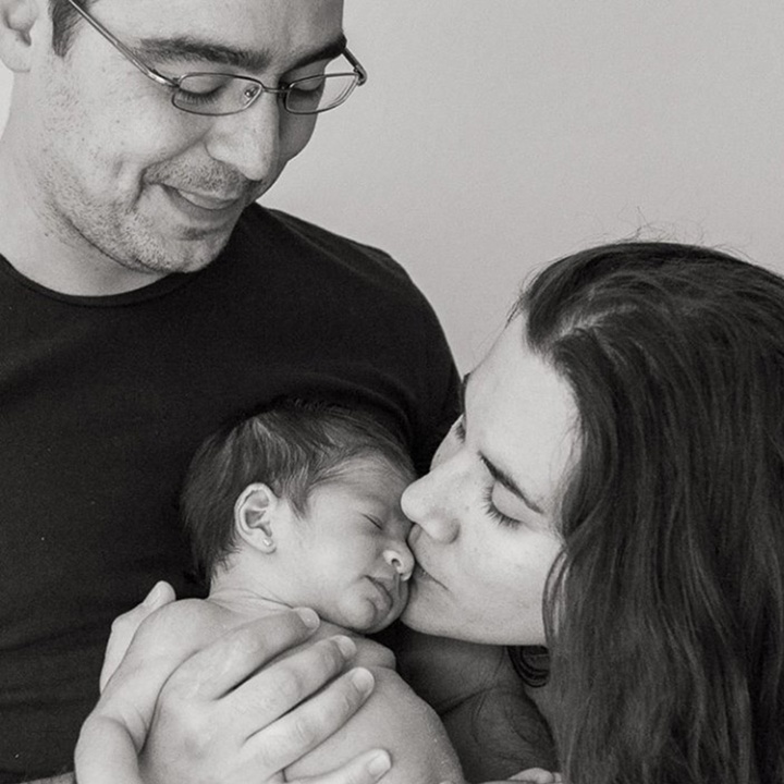 Junges Paar mit Baby im Arm. Junges Paar mit Baby im Arm.